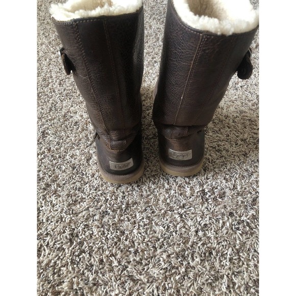 UGG Australia Women's Sutter Brown Leather Moto Buckle Snow Boots Size 8 Sheep - Picture 5 of 8